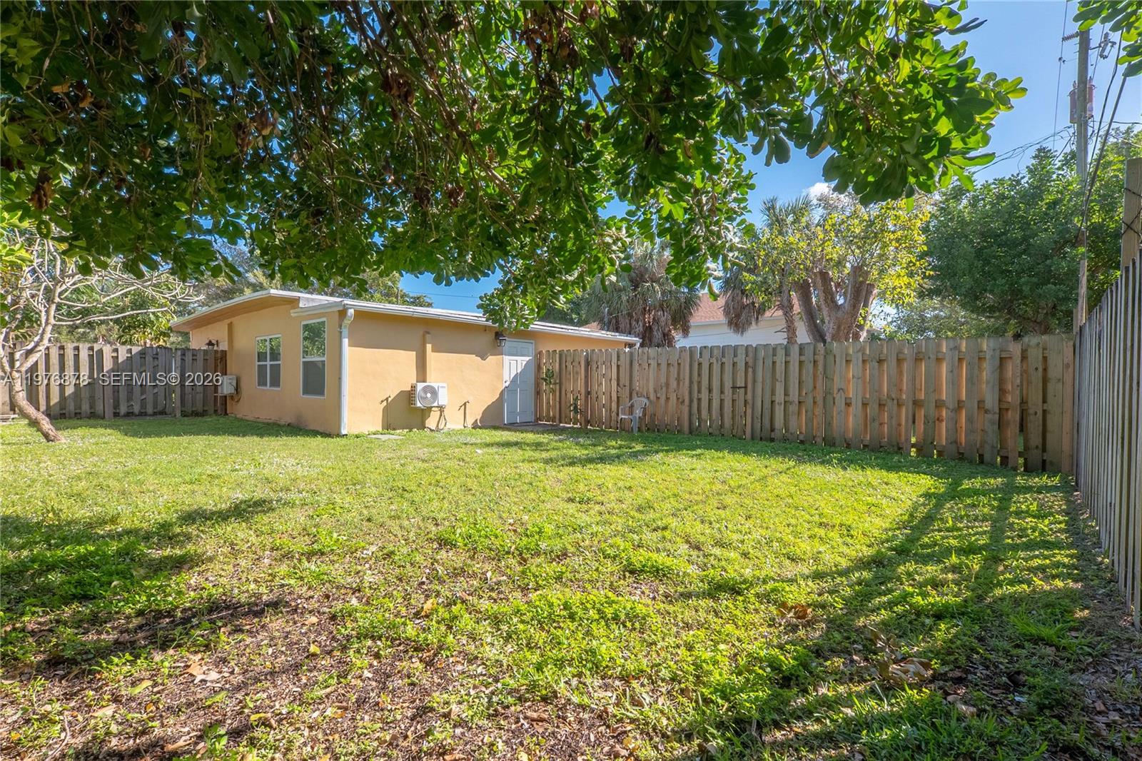 2621 SW 12th Ter Fort Lauderdale, FL 33315