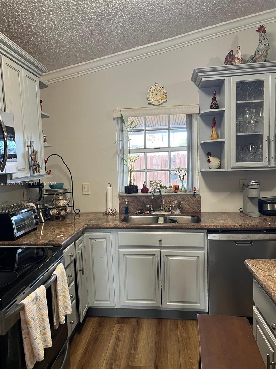 4911 SW 142nd Pl Miami, FL 33175