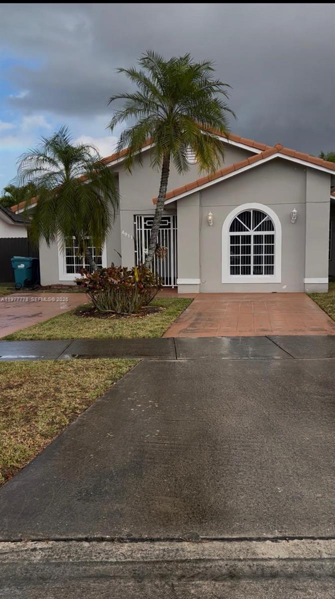 4911 SW 142nd Pl Miami, FL 33175