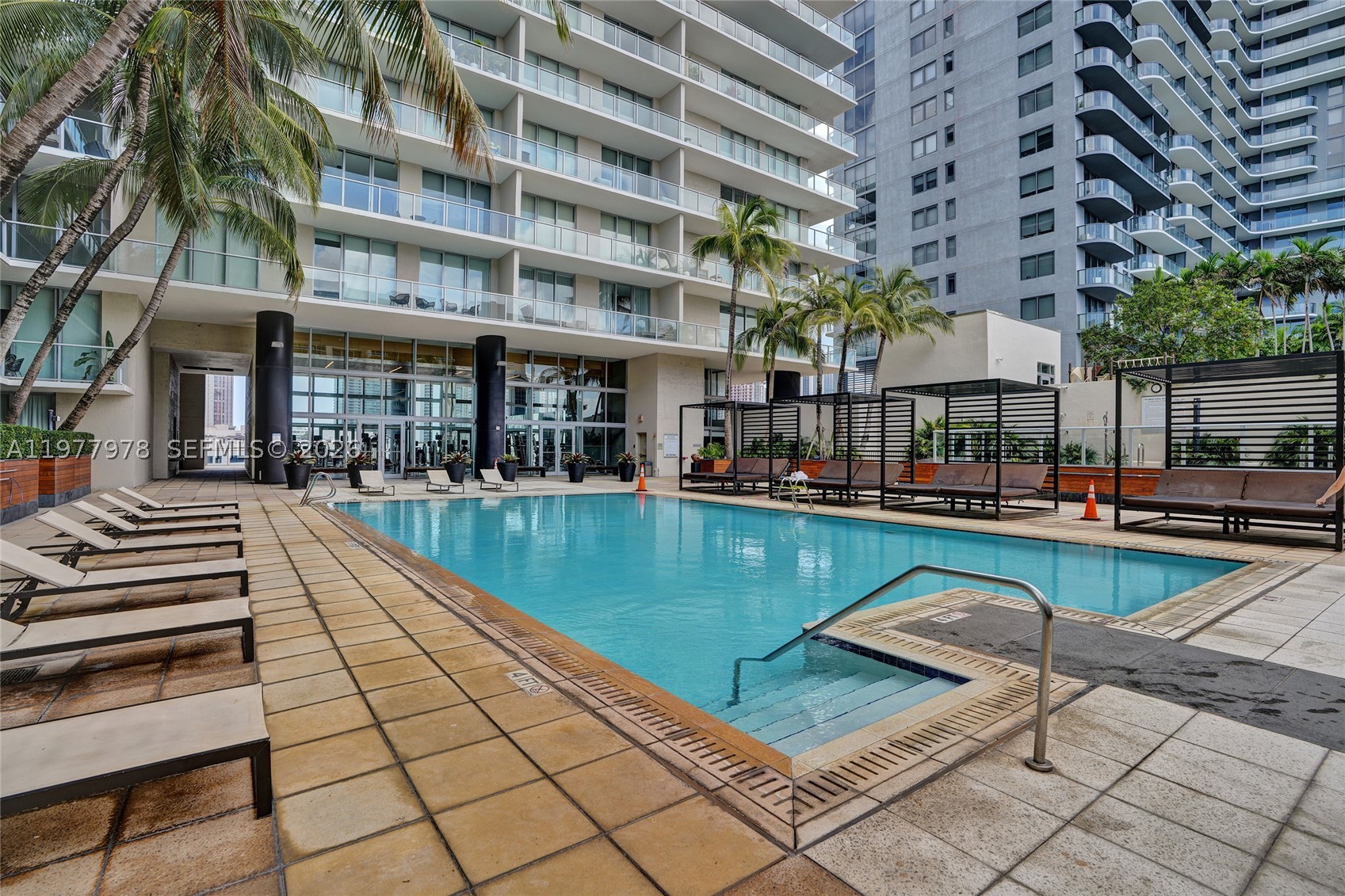 image 2 Midtown32