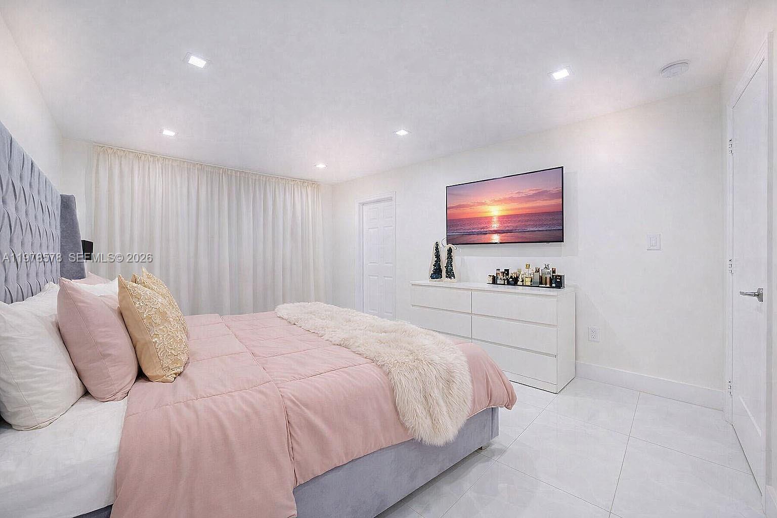 3502 SW 156th Ct Miami, FL 33185