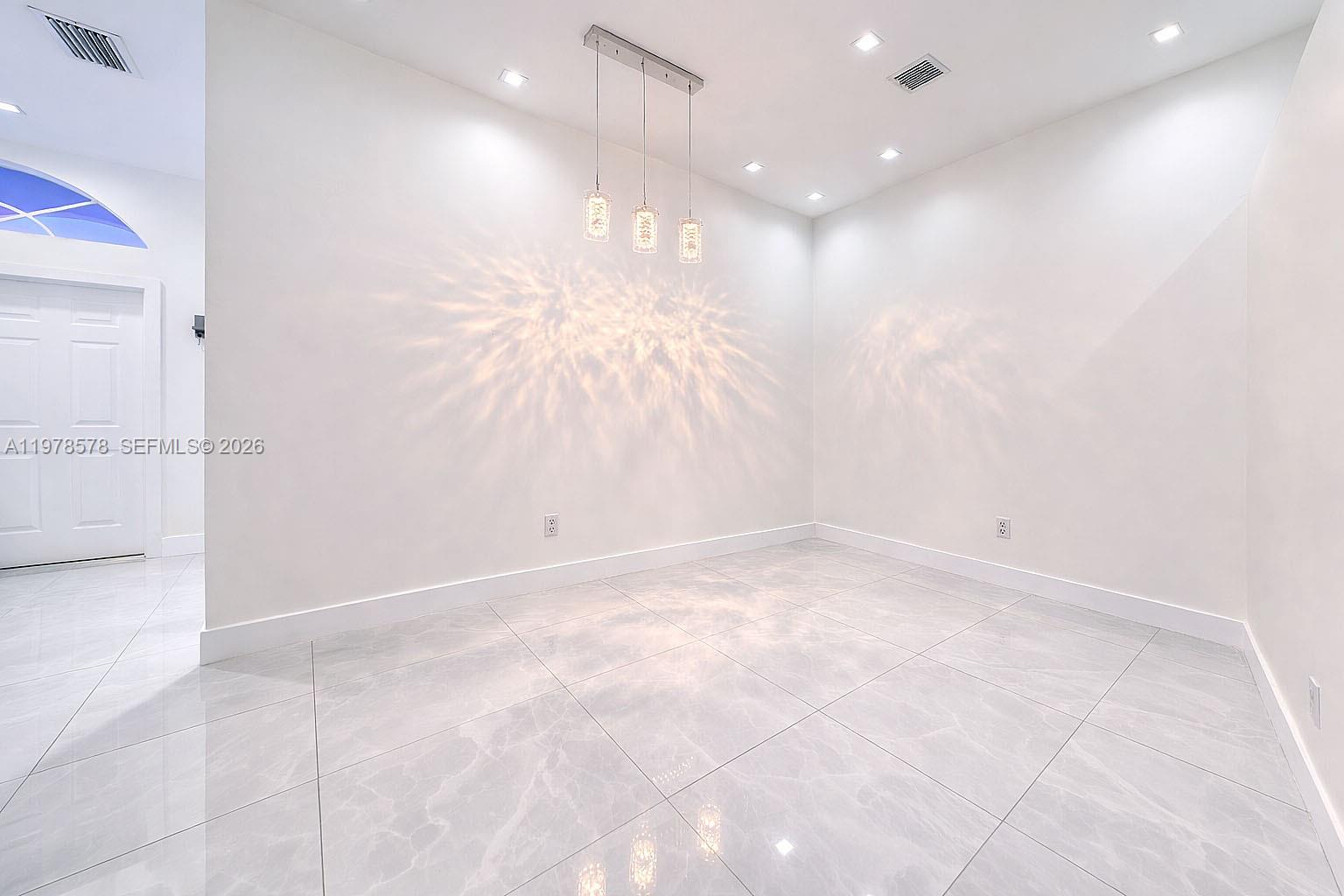 3502 SW 156th Ct Miami, FL 33185