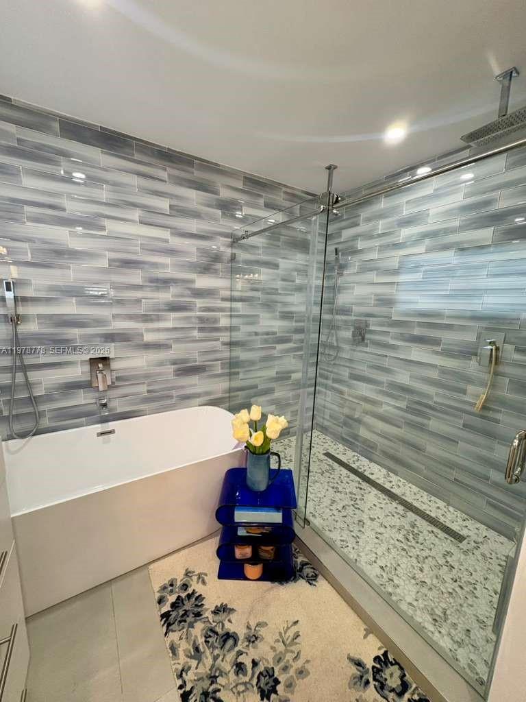 6890 Winged Foot Dr Hialeah, FL 33015