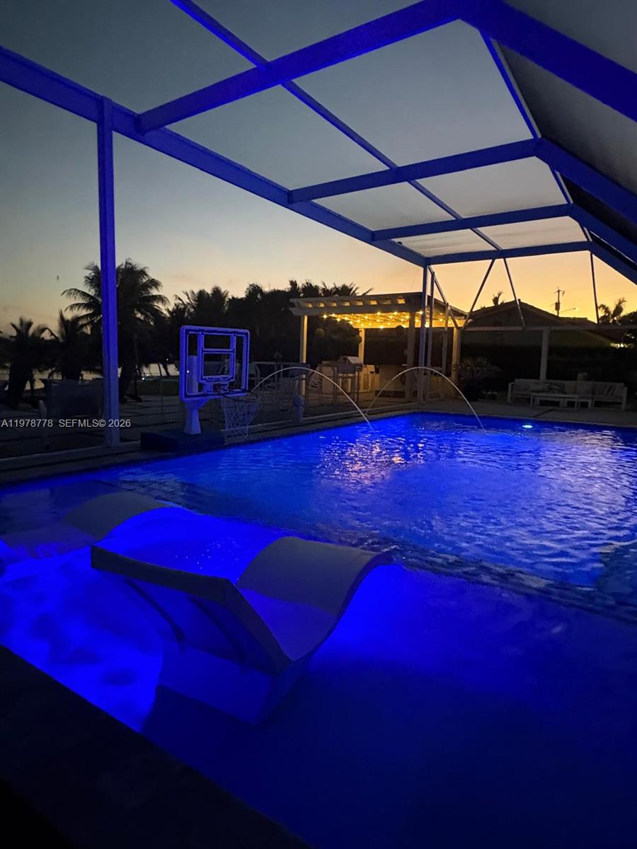 6890 Winged Foot Dr Hialeah, FL 33015