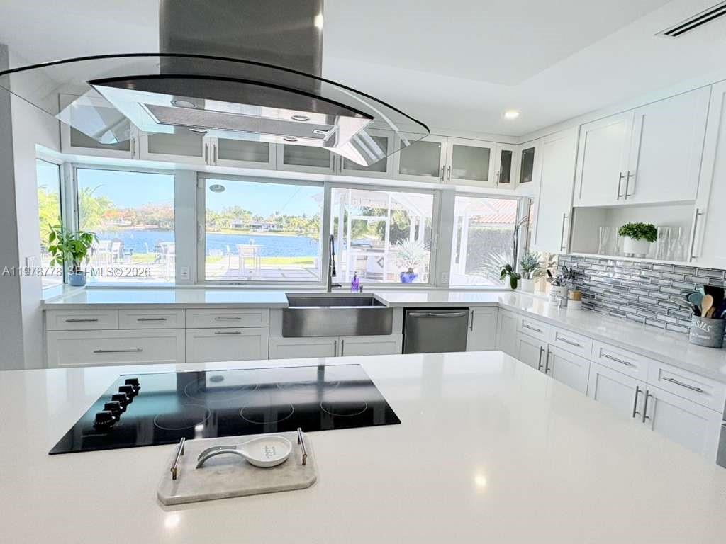 6890 Winged Foot Dr Hialeah, FL 33015