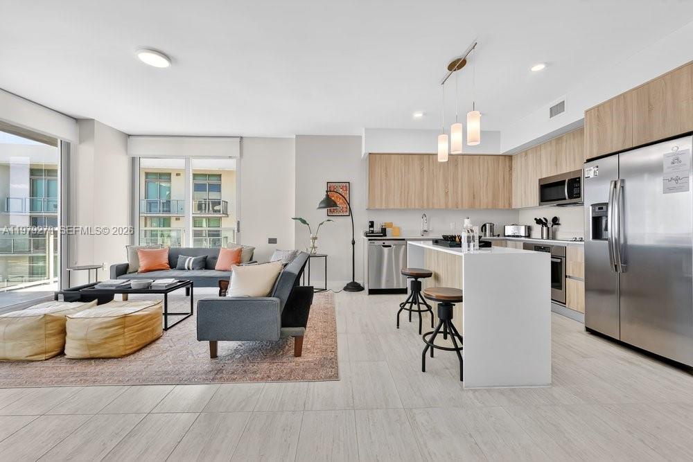 3900 Biscayne Blvd #N-1101 Miami, FL 33137