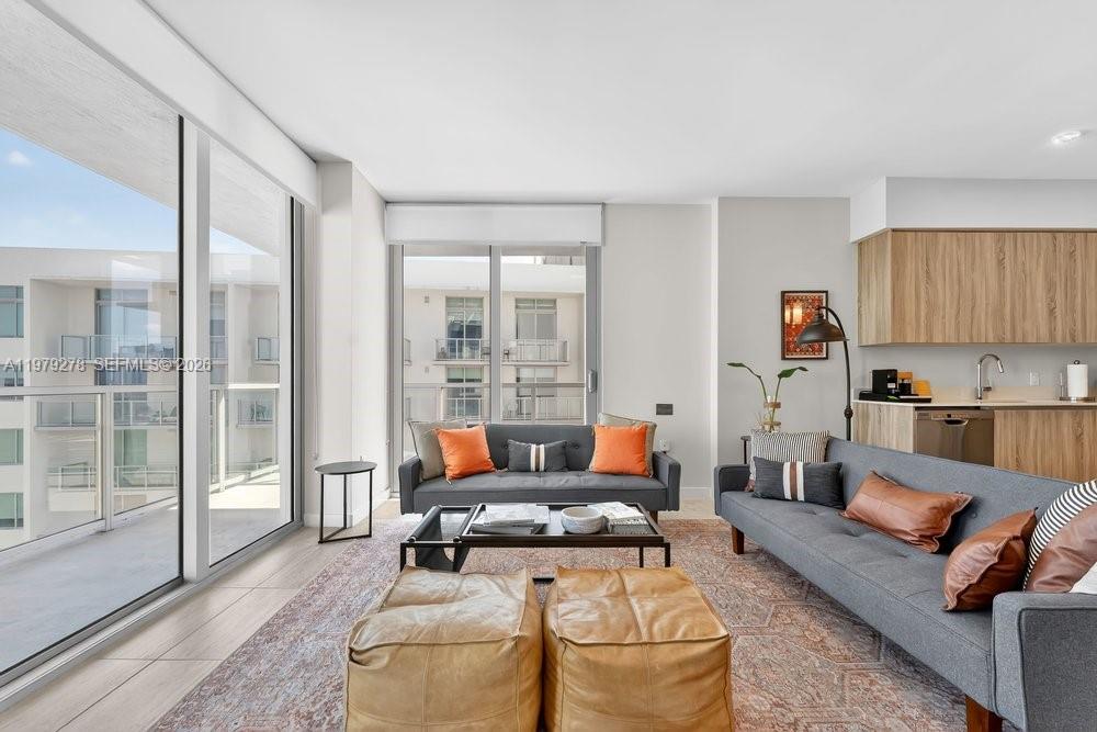 3900 Biscayne Blvd #N-1101 Miami, FL 33137