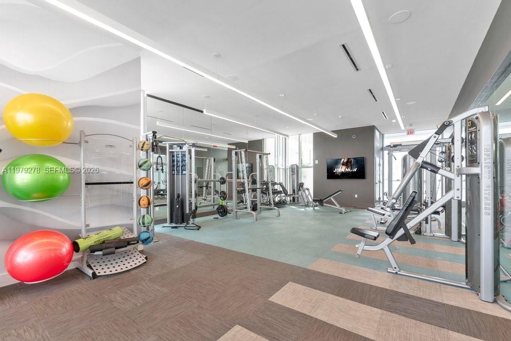 3900 Biscayne Blvd #N-1101 Miami, FL 33137