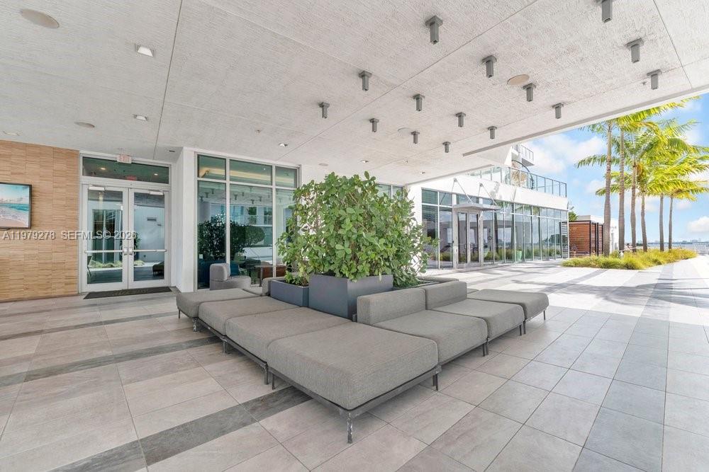 3900 Biscayne Blvd #N-1101 Miami, FL 33137