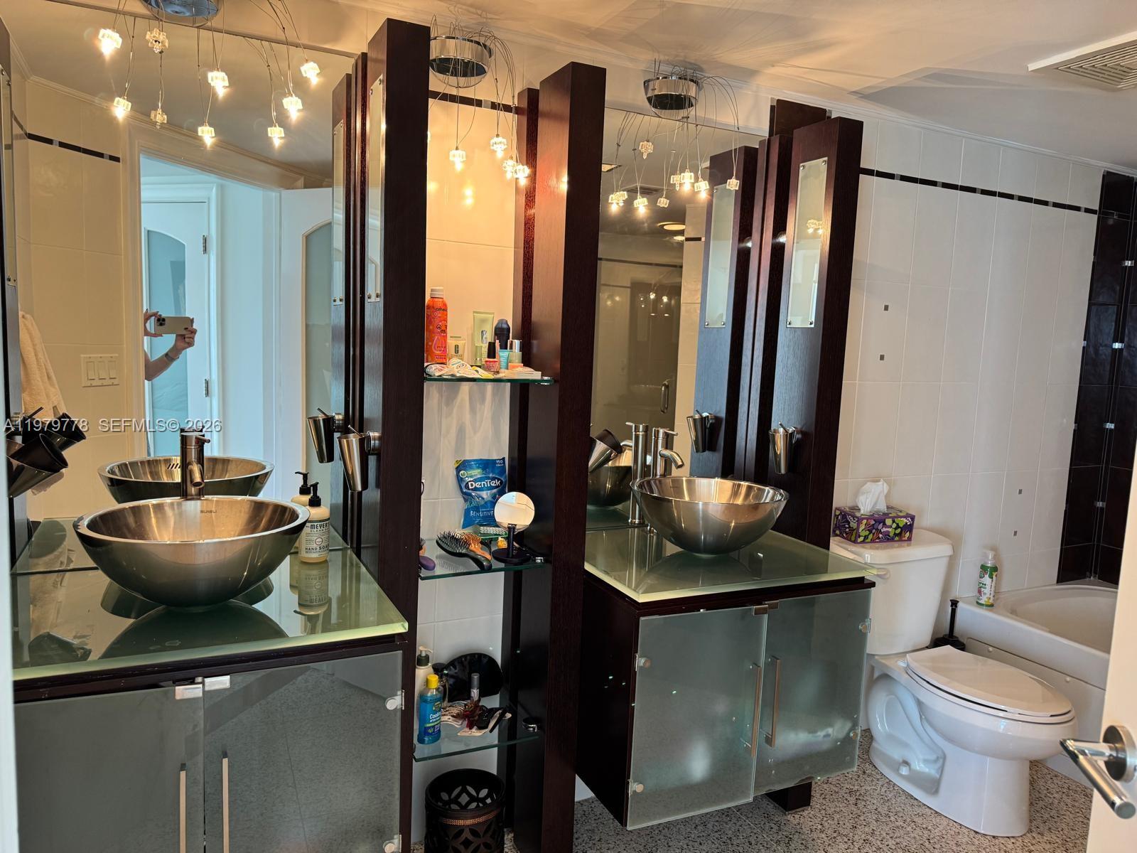 16699 Collins Ave #2710 Sunny Isles Beach, FL 33160