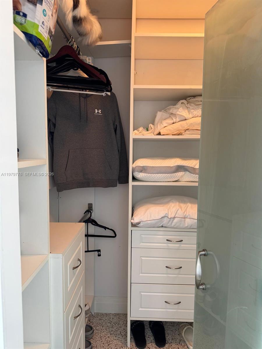 16699 Collins Ave #2710 Sunny Isles Beach, FL 33160