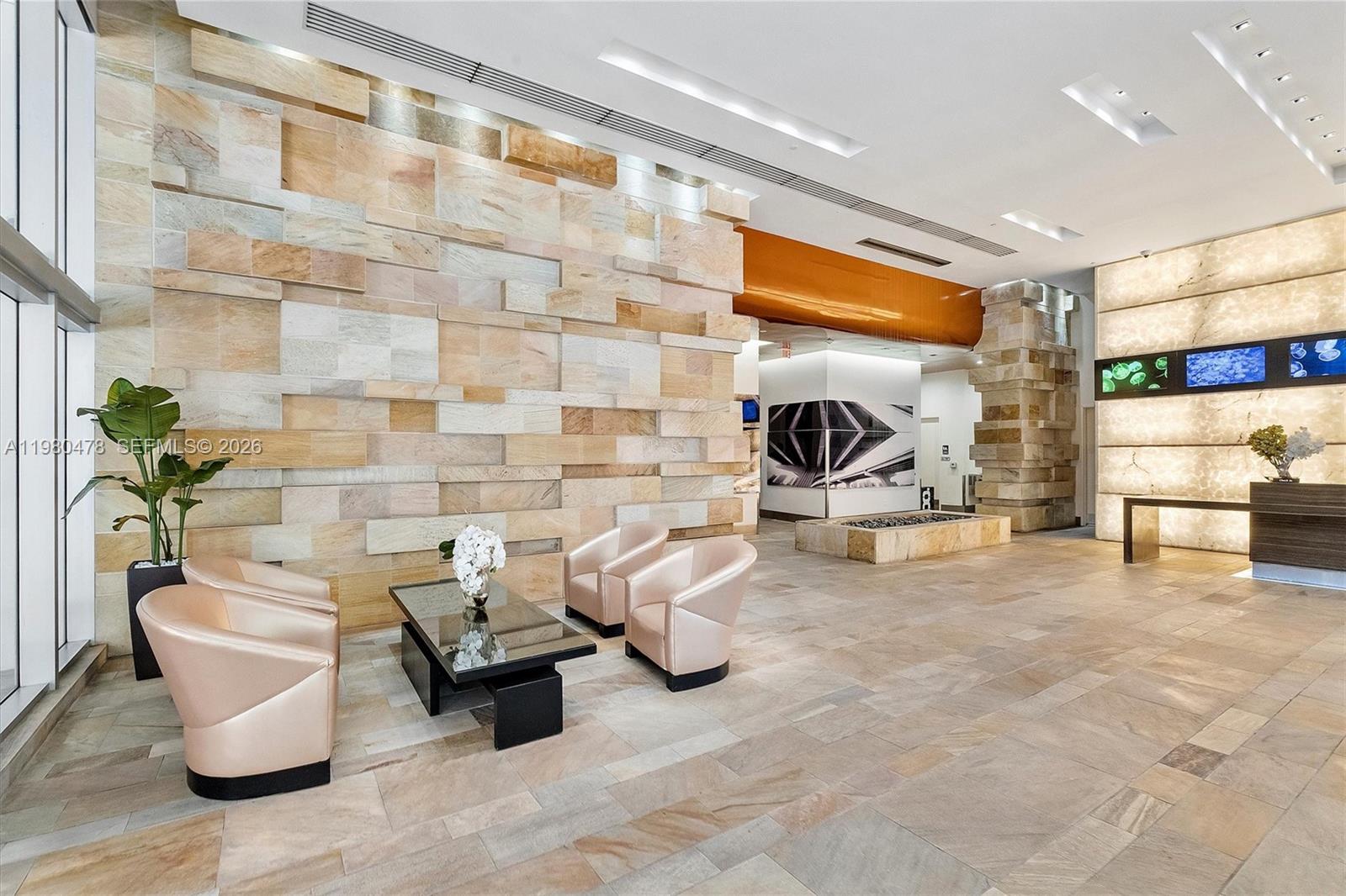 500 Brickell Ave #4101 Miami, FL 33131