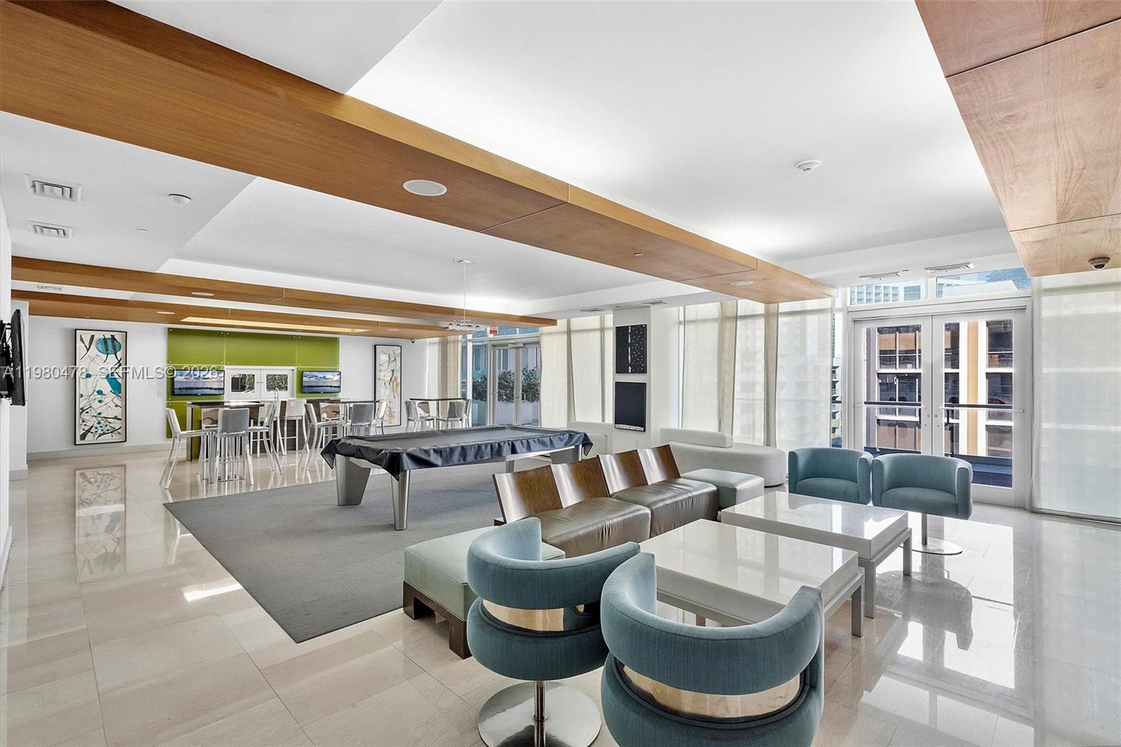 500 Brickell Ave #4101 Miami, FL 33131