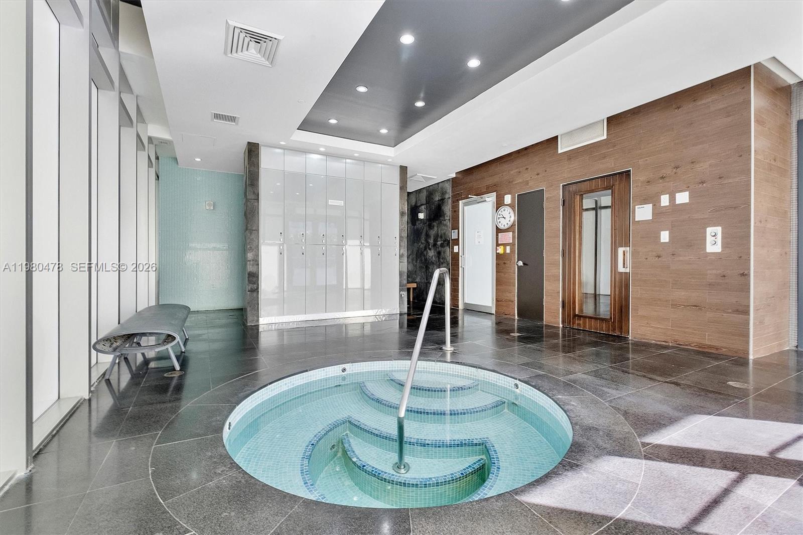 500 Brickell Ave #4101 Miami, FL 33131