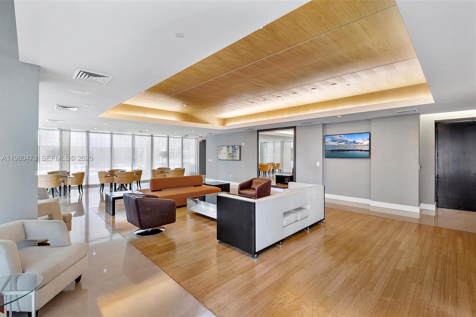 500 Brickell Ave #4101 Miami, FL 33131