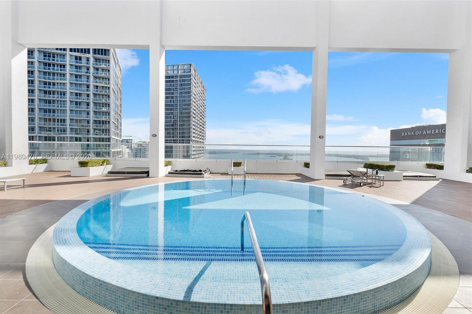 500 Brickell Ave #4101 Miami, FL 33131