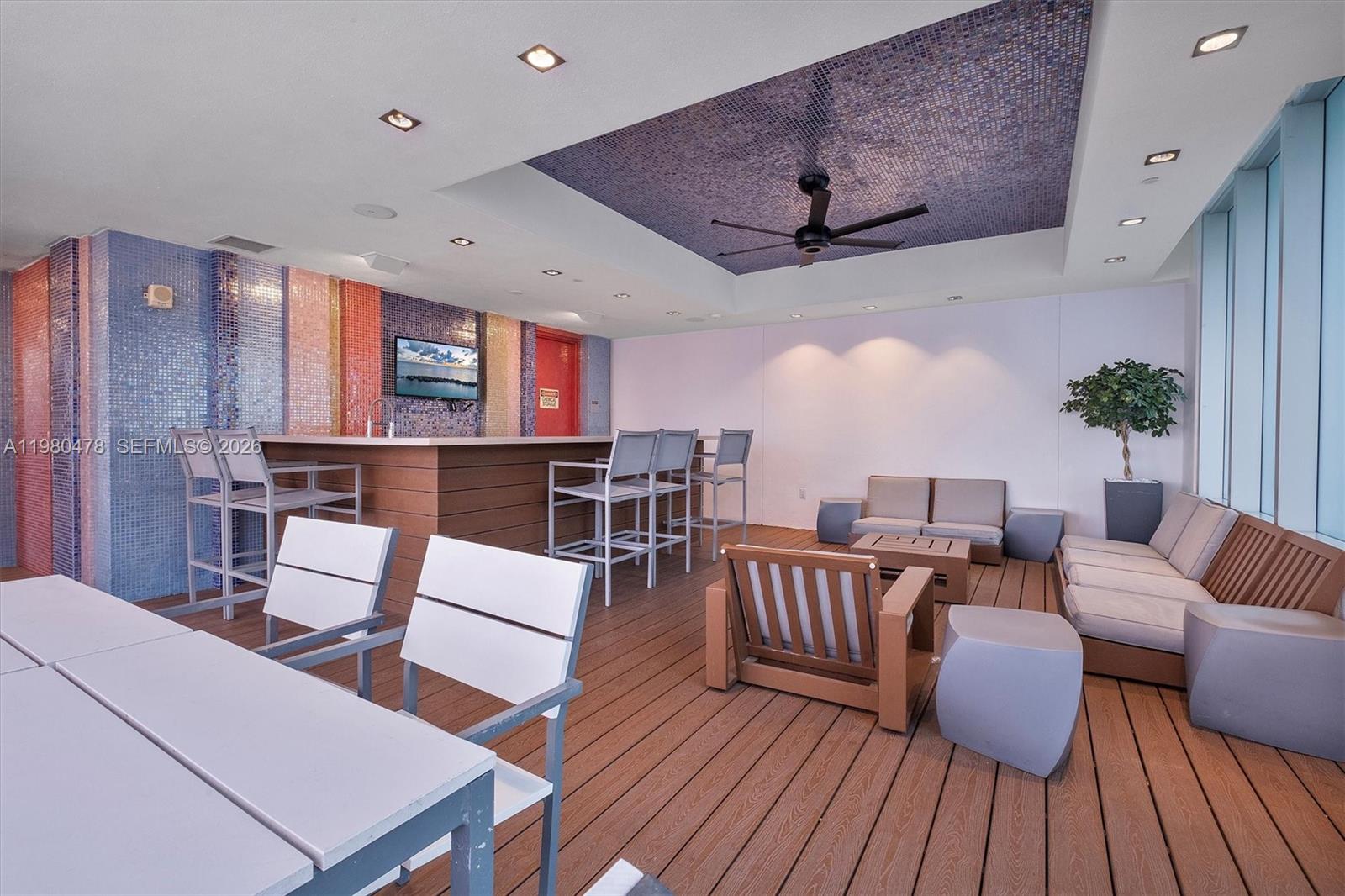 500 Brickell Ave #4101 Miami, FL 33131