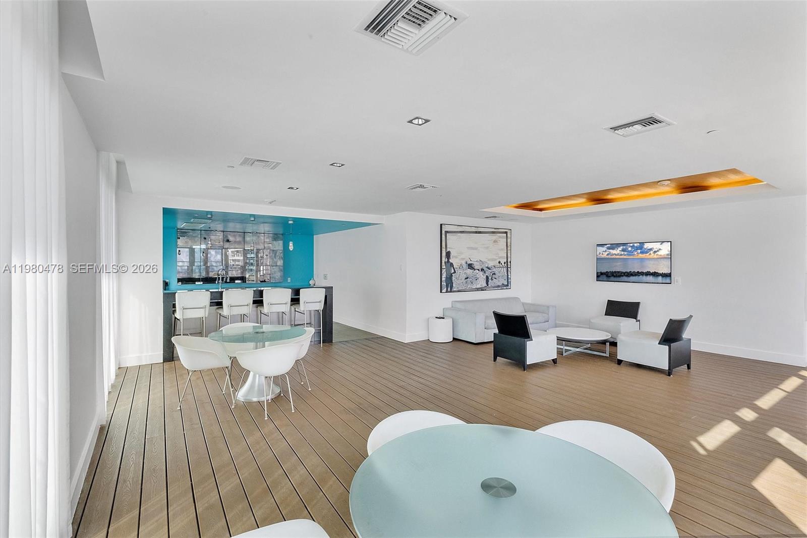 500 Brickell Ave #4101 Miami, FL 33131