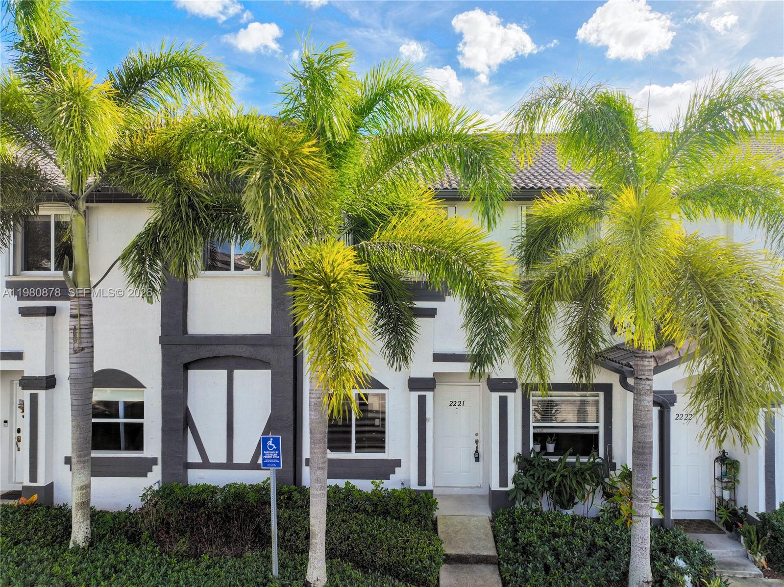 2221 SE 26th Ln #2221