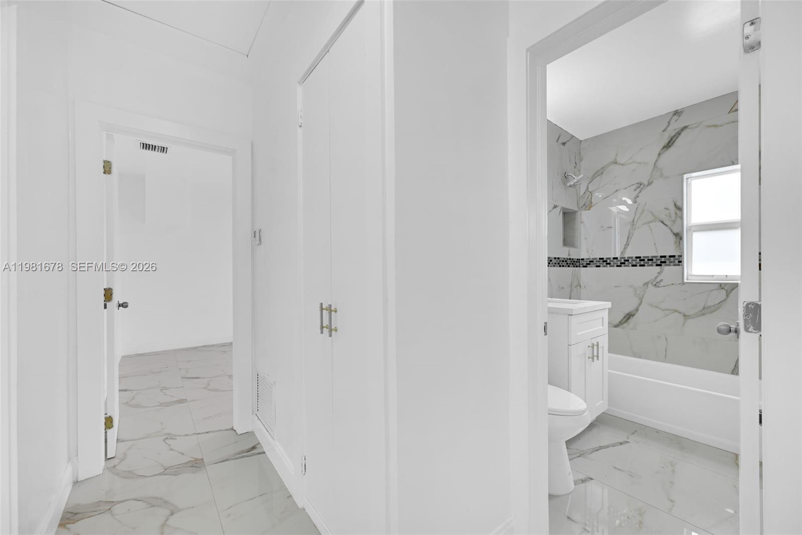 11011 NE 9th Ct Biscayne Park, FL 33161