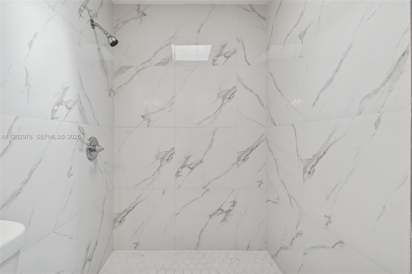 1402 Rolling Grn Dr Other, FL 32703