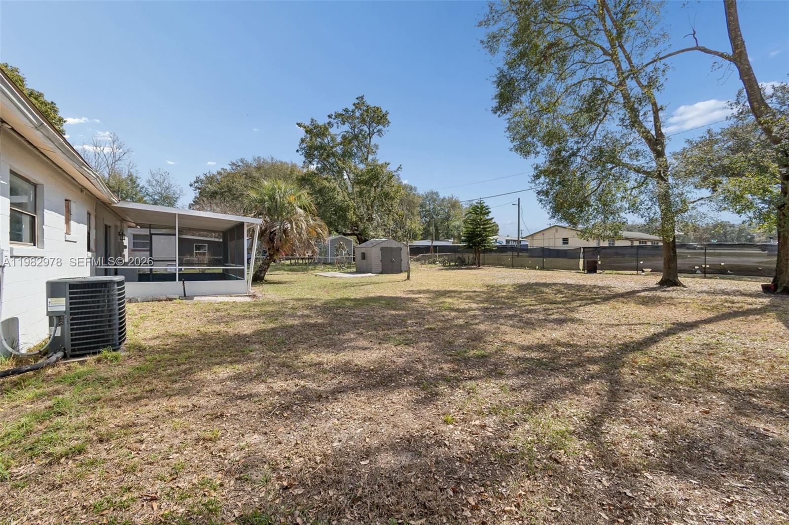 1402 Rolling Grn Dr Other, FL 32703