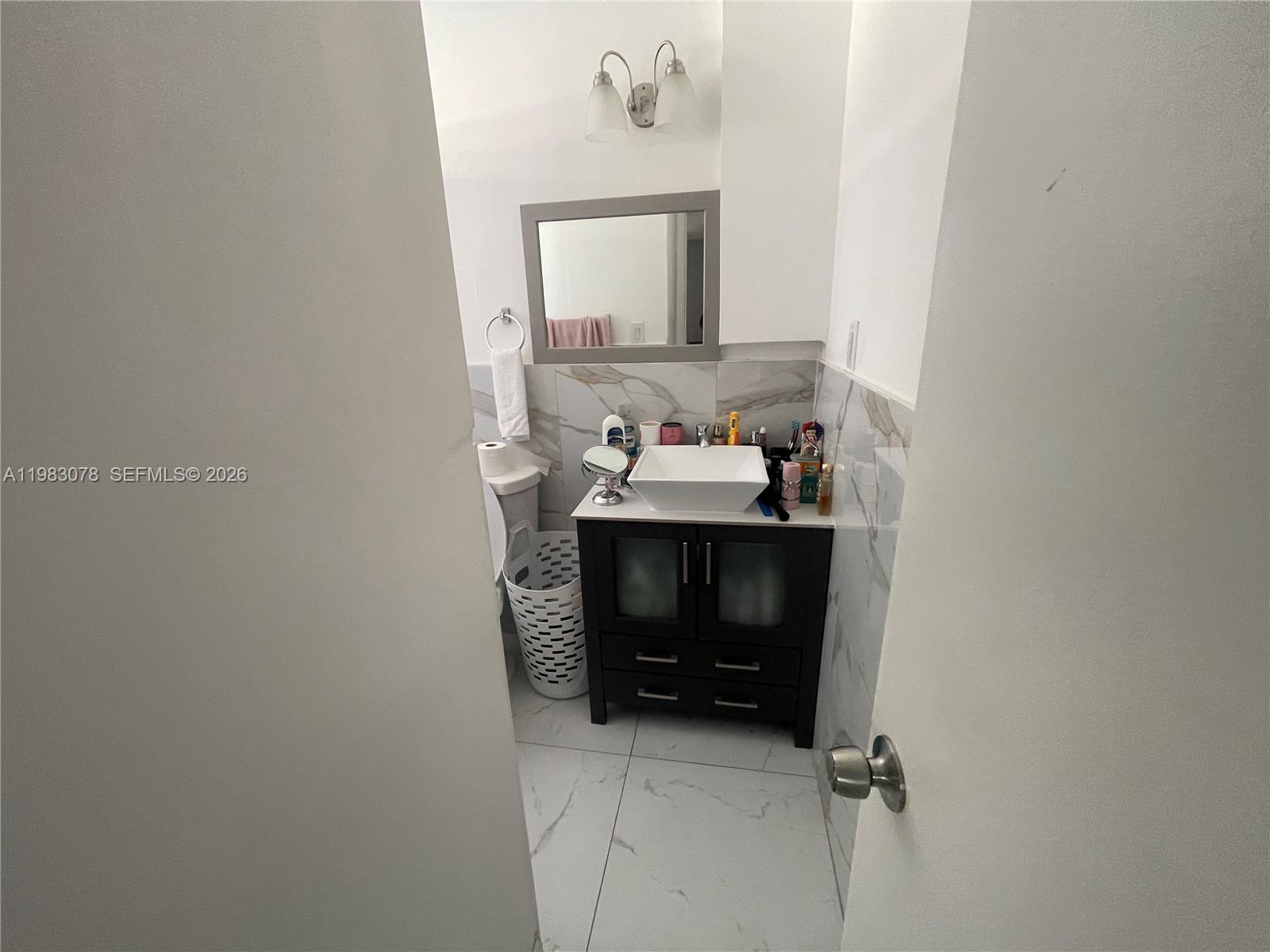 2601 N 66th Ave Hollywood, FL 33024