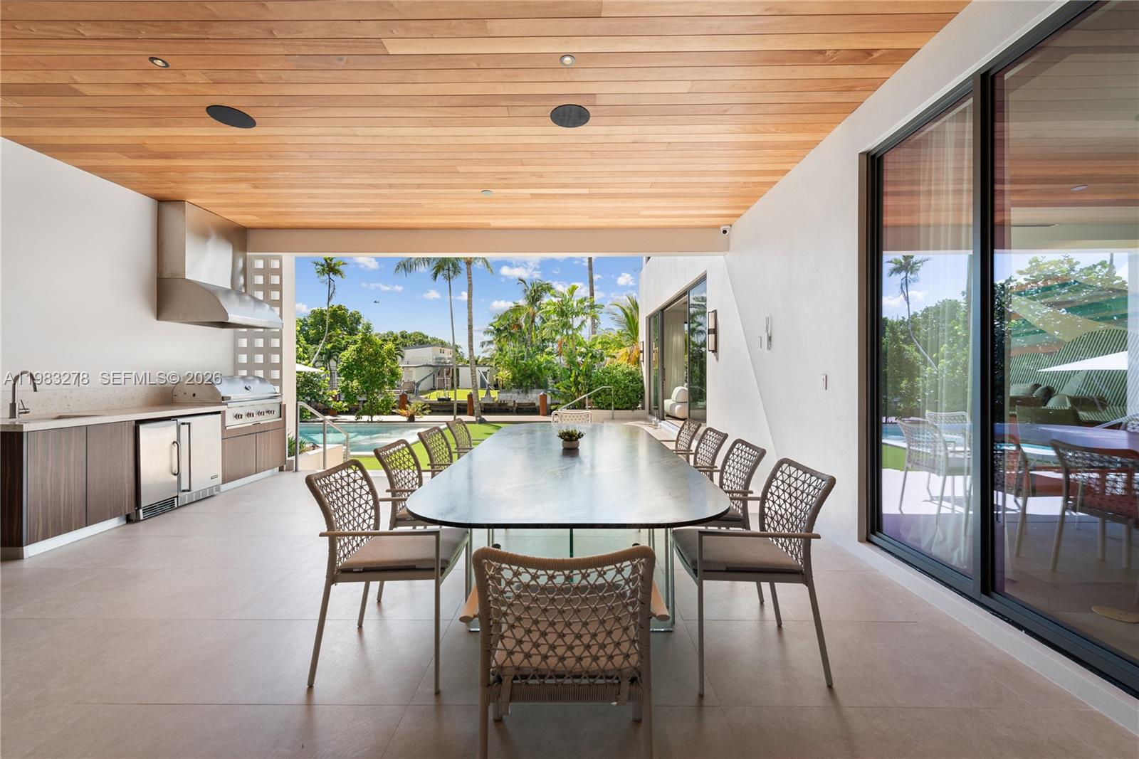 1200 NE 87th St Miami, FL 33138