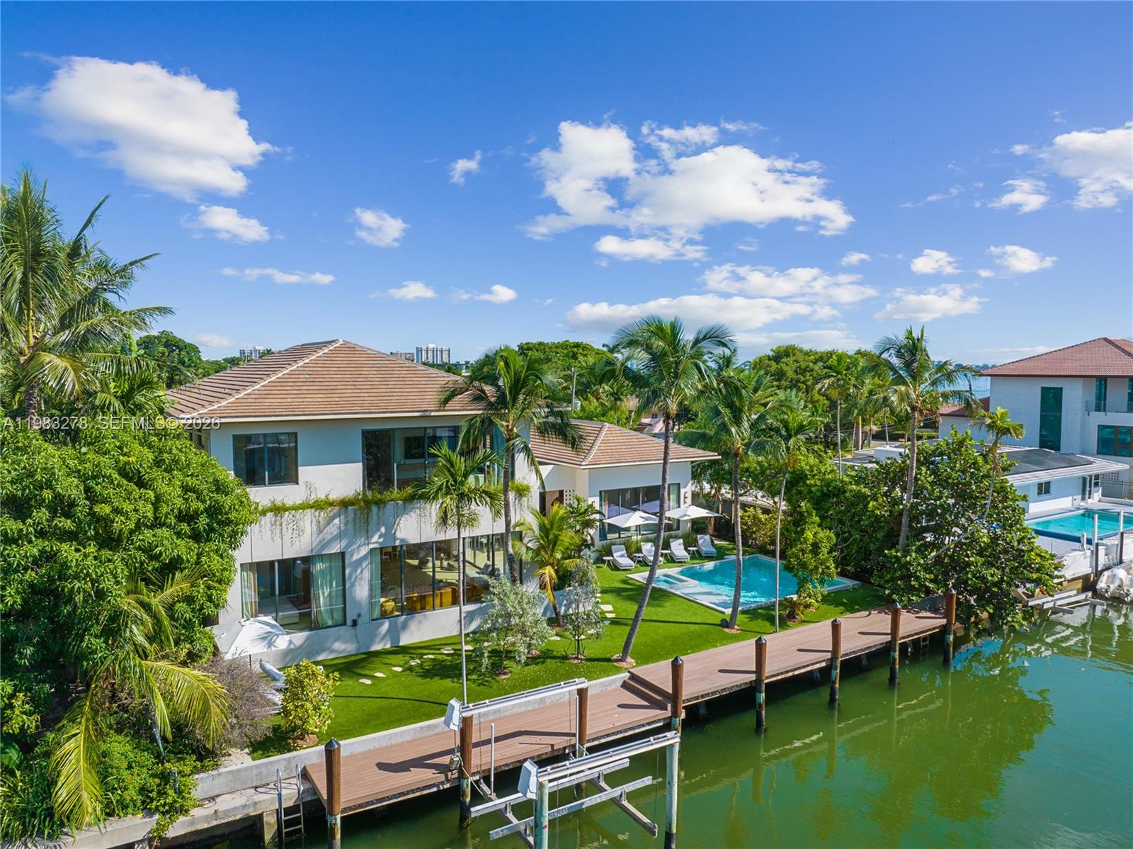 1200 NE 87th St Miami, FL 33138