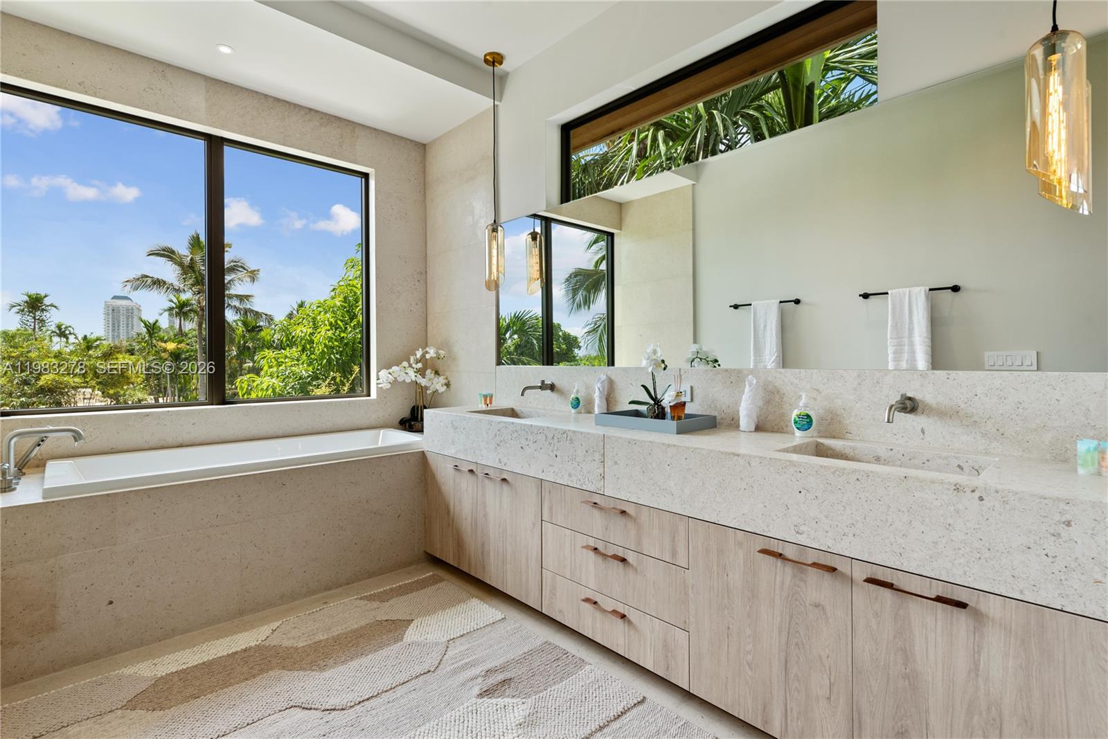 1200 NE 87th St Miami, FL 33138