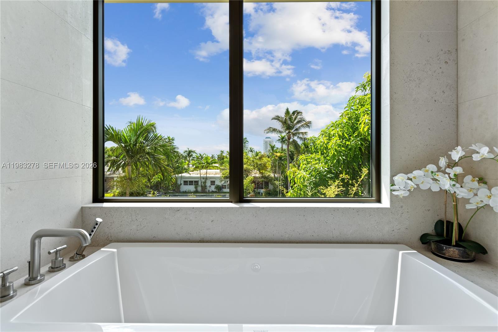 1200 NE 87th St Miami, FL 33138