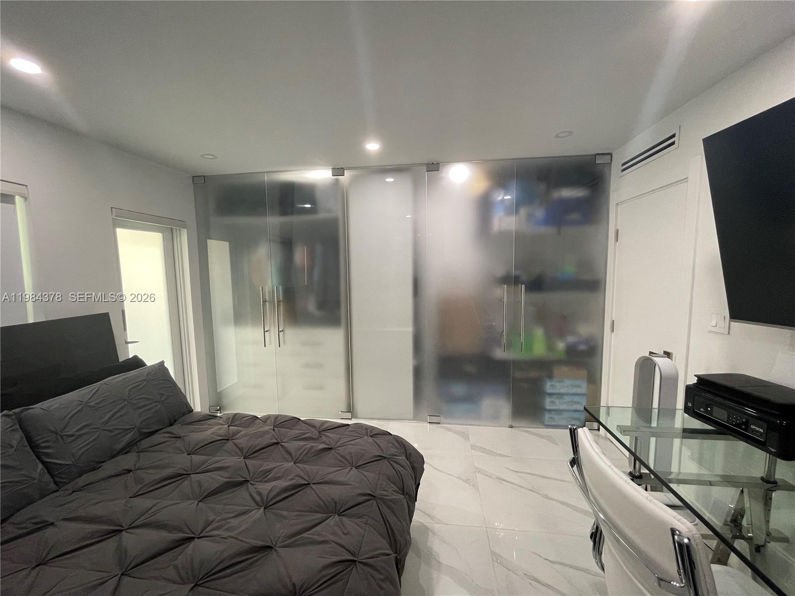 926 Michigan Ave #3 Miami Beach, FL 33139