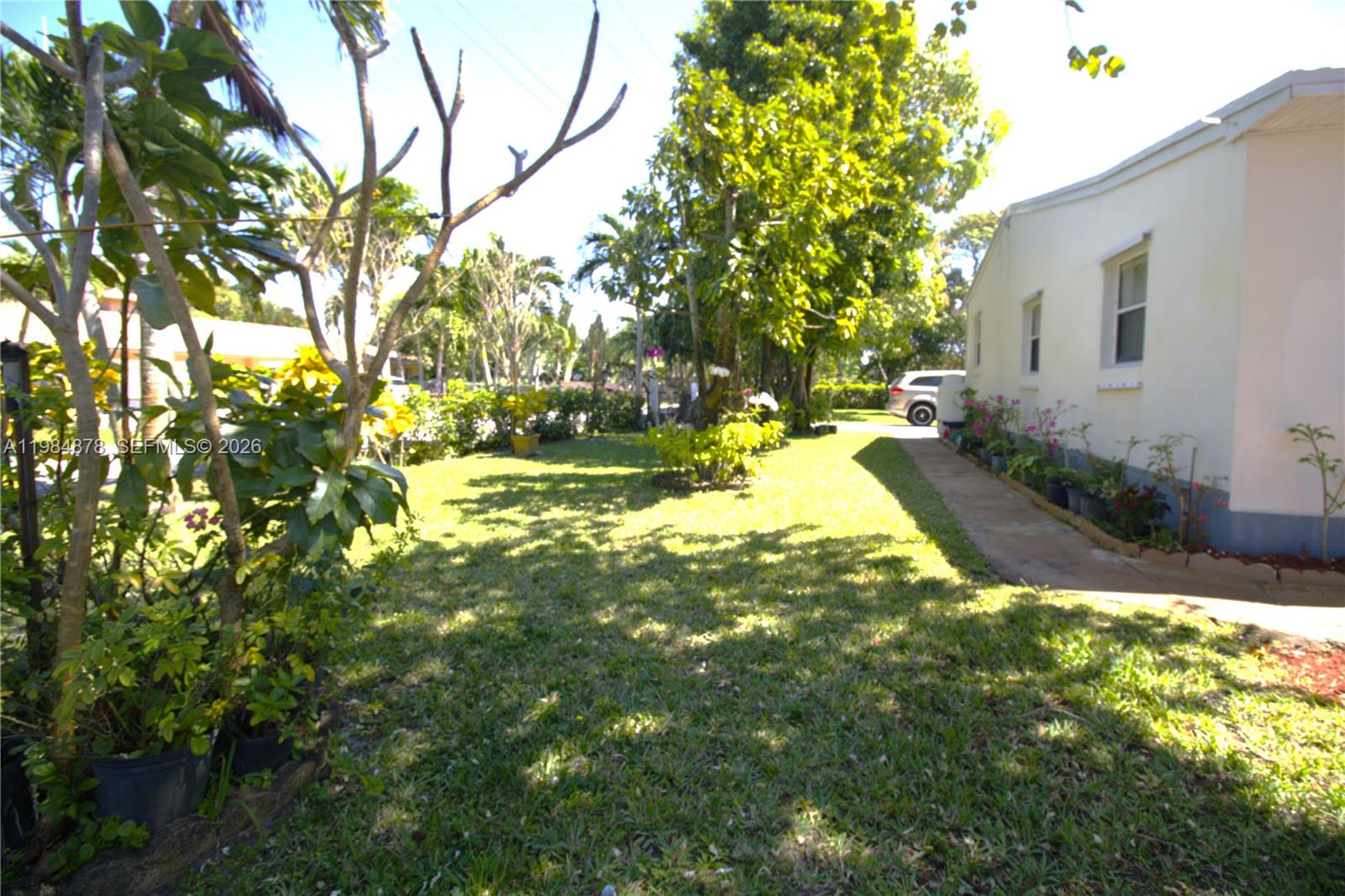 1142 NW 2nd Ave Fort Lauderdale, FL 33311