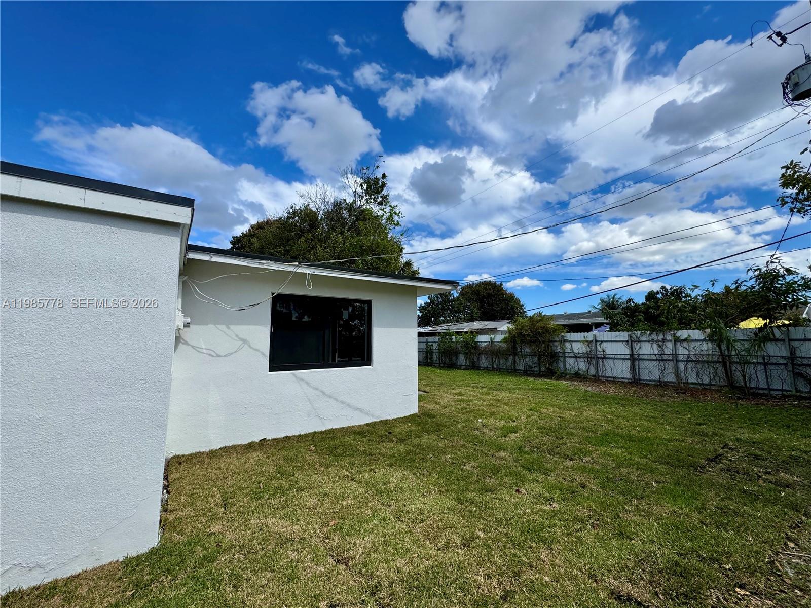 3810 NW 173rd Ter Miami Gardens, FL 33055