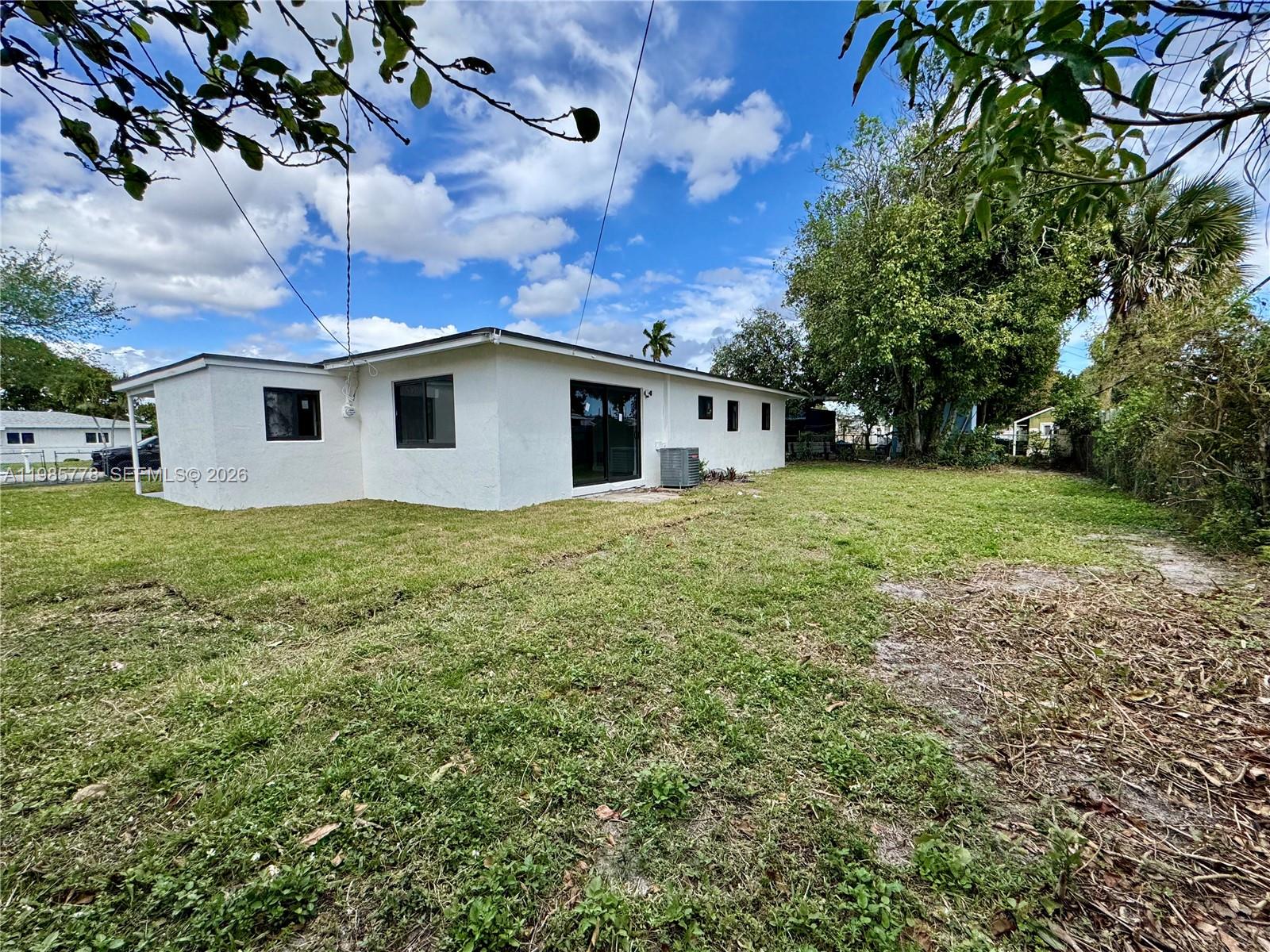 3810 NW 173rd Ter Miami Gardens, FL 33055