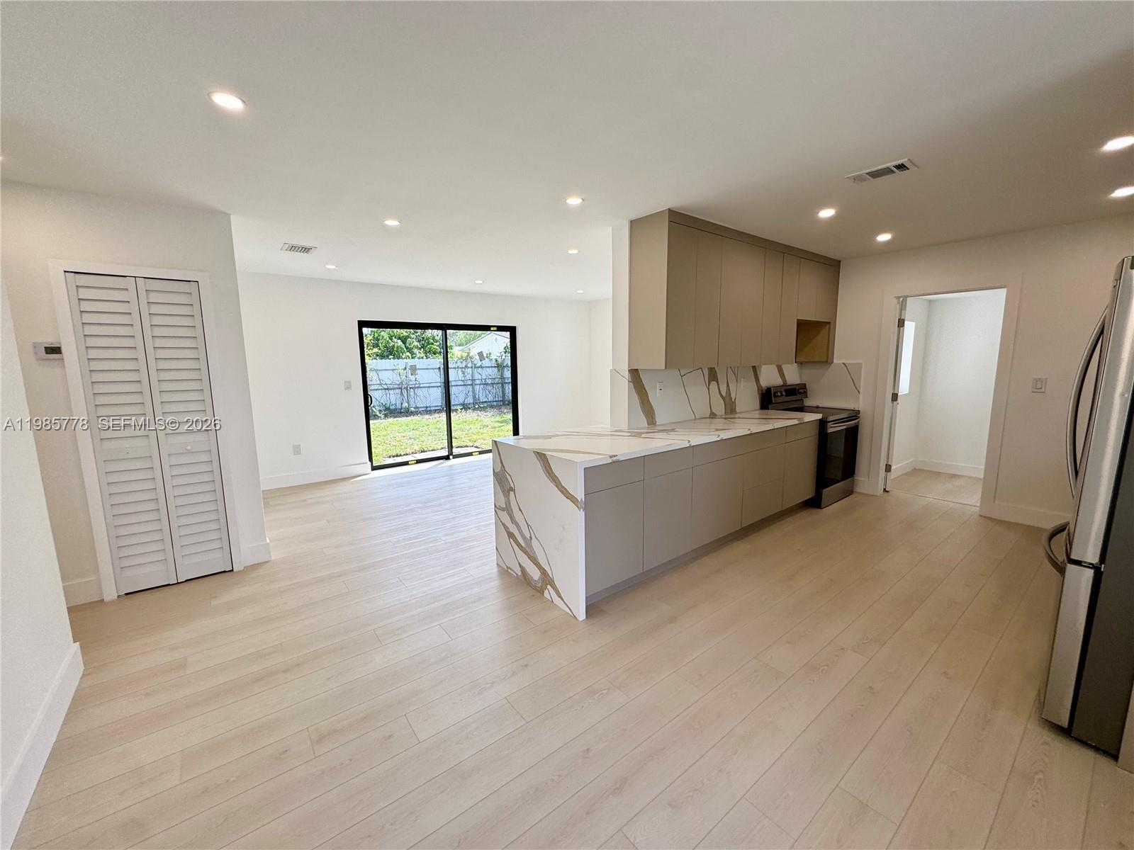 3810 NW 173rd Ter Miami Gardens, FL 33055