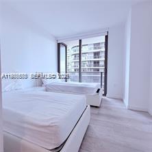 image Brickell Heights West12