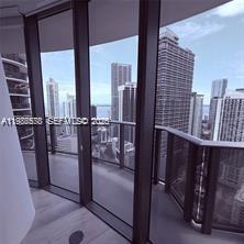 image Brickell Heights West31