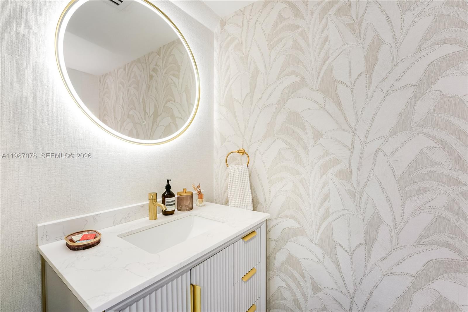 3339 Virginia St #316 Miami, FL 33133