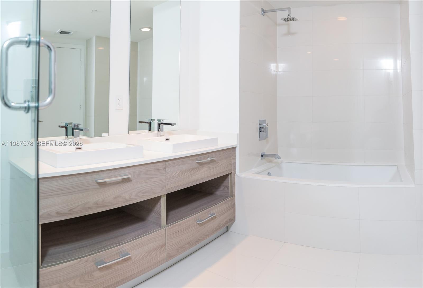 image Dua Miami (SLS Brickell)12