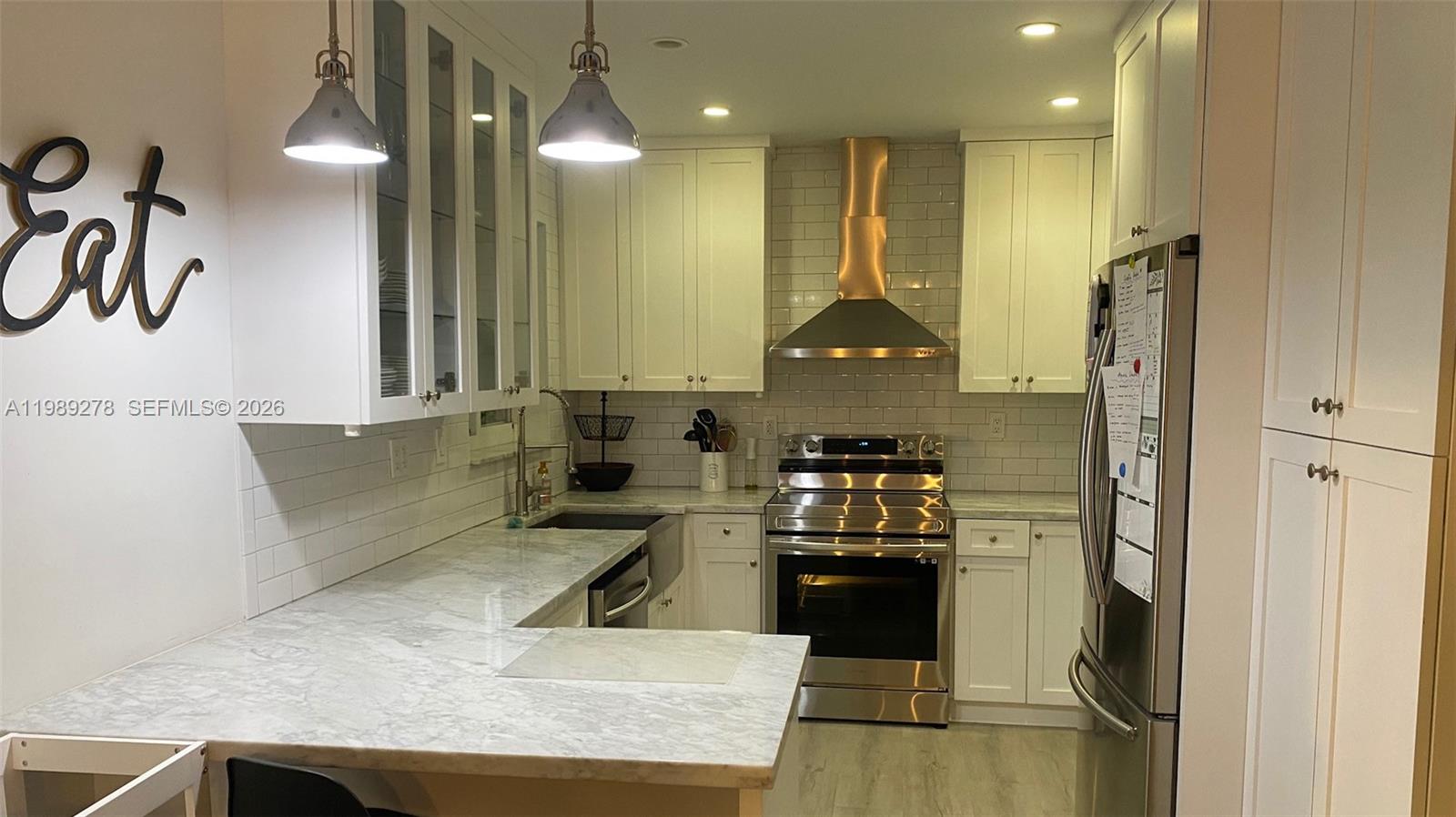 15720 SW 87th Ct Palmetto Bay, FL 33157