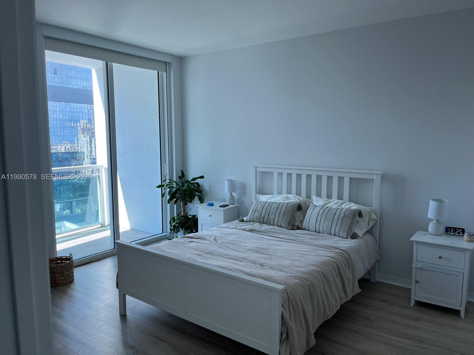 image The Plaza on Brickell West7