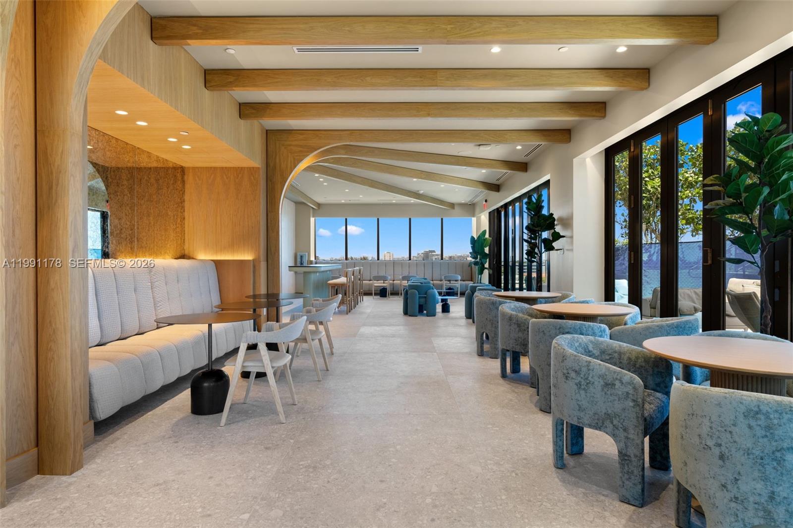 580 72nd St #1402 Miami Beach, FL 33141