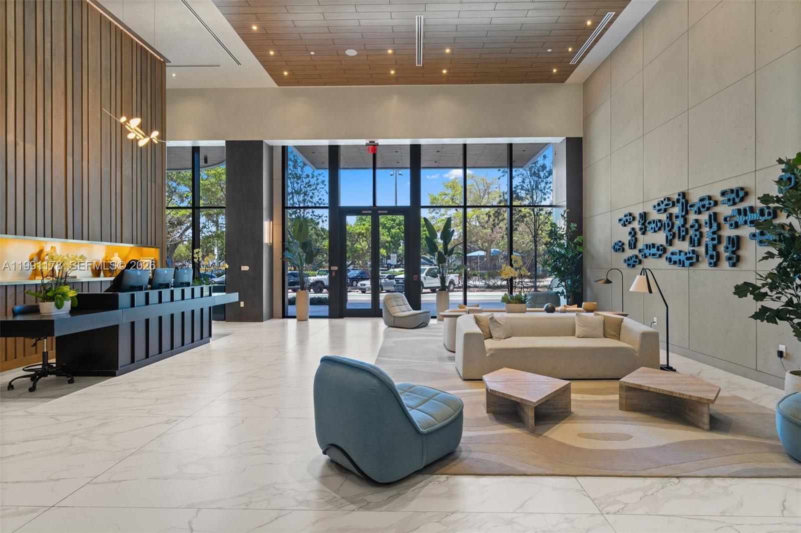 580 72nd St #1402 Miami Beach, FL 33141