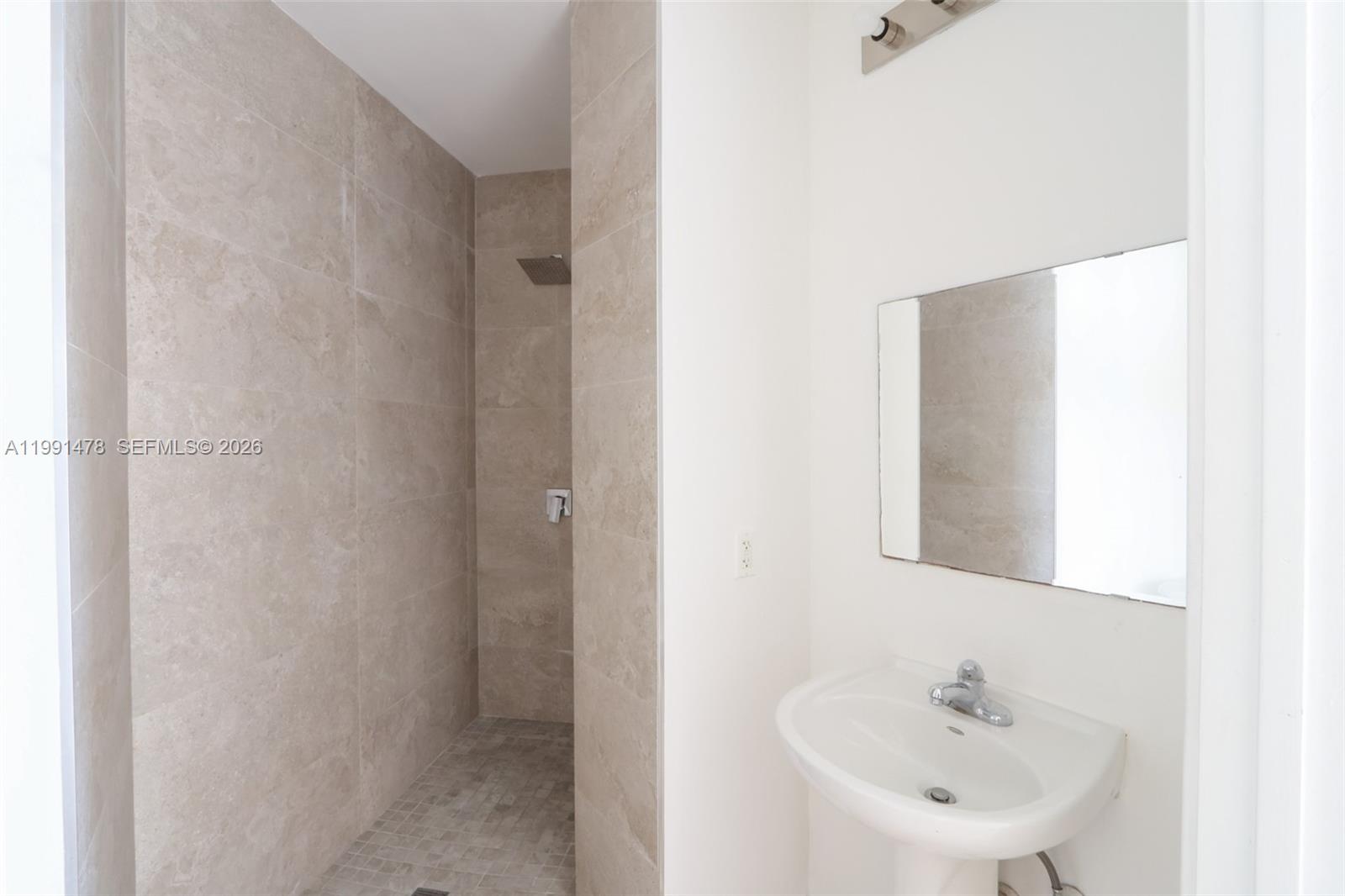 2200 NE 4th Ave #1002 Miami, FL 33137