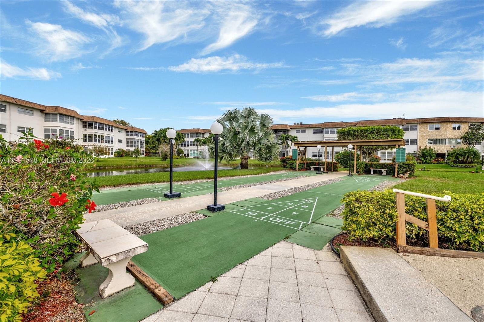 4705 NW 35th St #501 Lauderdale Lakes, FL 33319