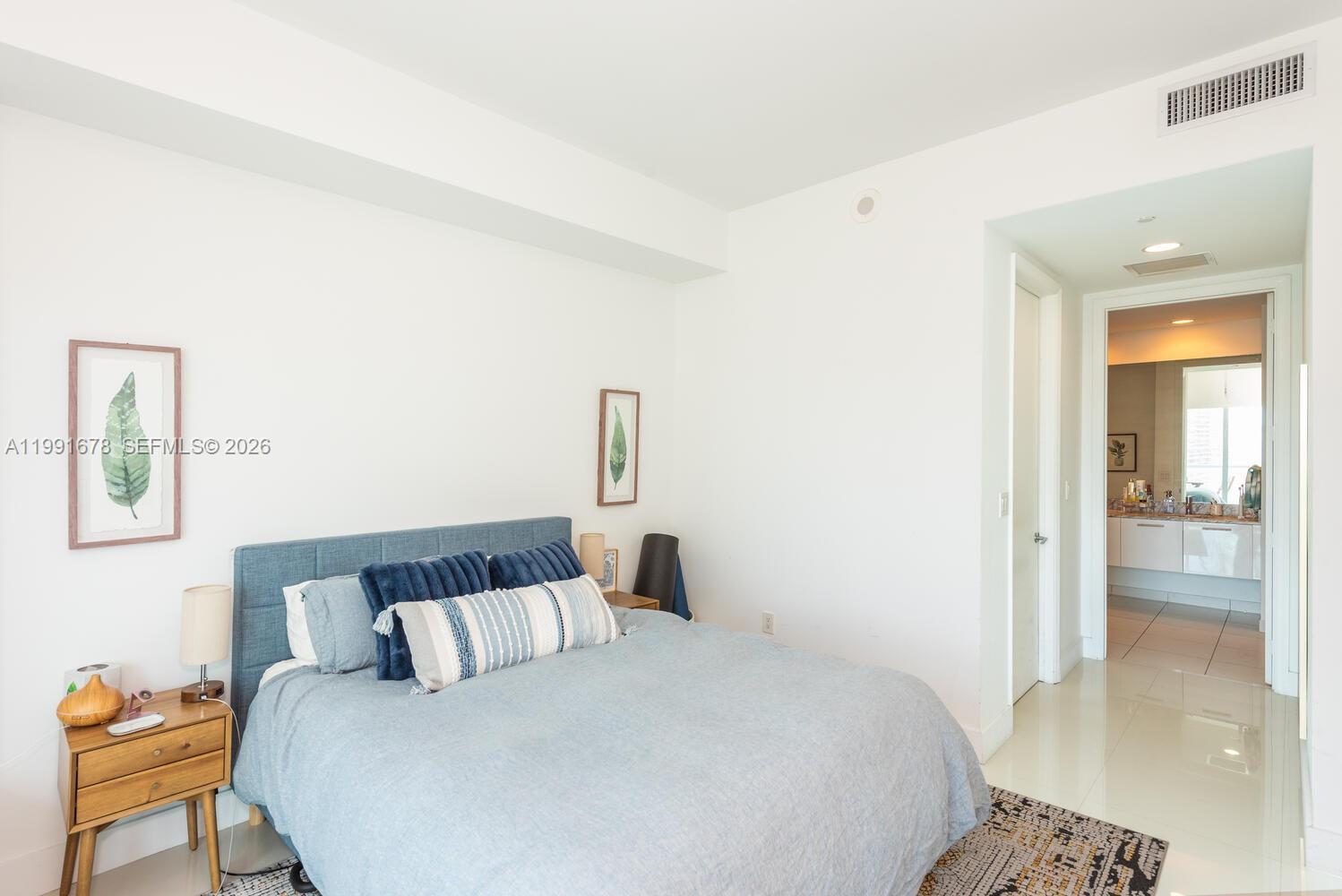 55 SE 6th St #4308 Miami, FL 33131