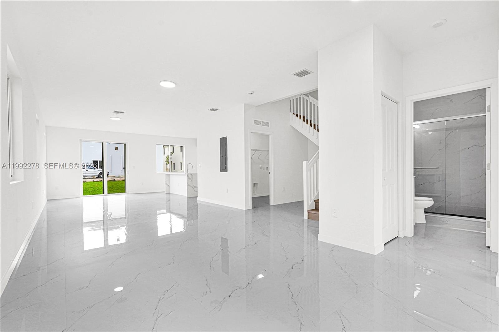 22555 SW 125th Ave Miami, FL 33170