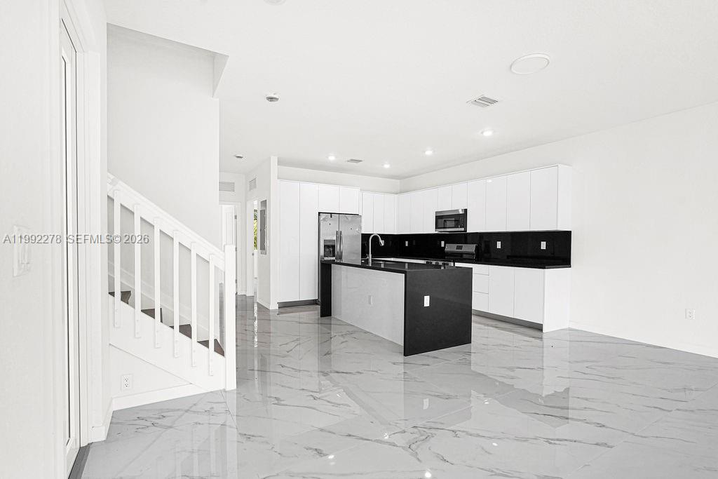 22555 SW 125th Ave Miami, FL 33170