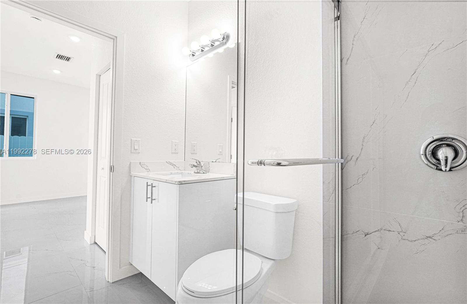 22555 SW 125th Ave Miami, FL 33170